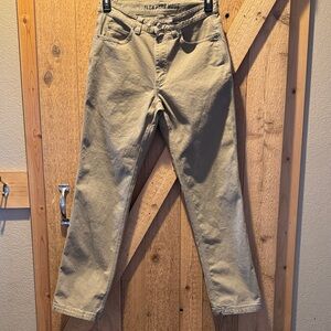 Duluth Trading Co Relaxed Fit Pants - Olive